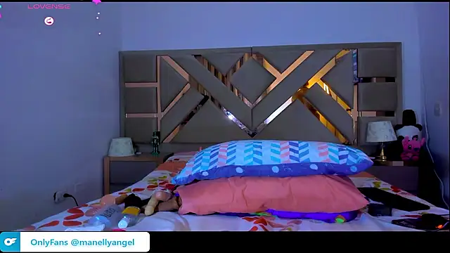 ashelydainii Chat XXX live