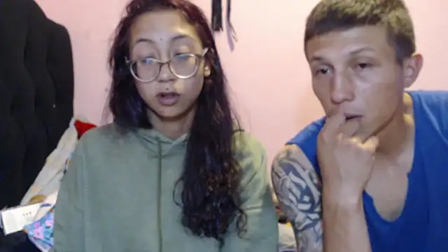 Chat XXX ao vivo de Violet_And_Smith