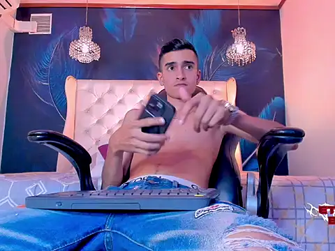 دردشة Ethan_Boy_ الجنسية المباشرة