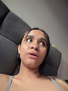 Isabella-Teen – Naživo XXX chat