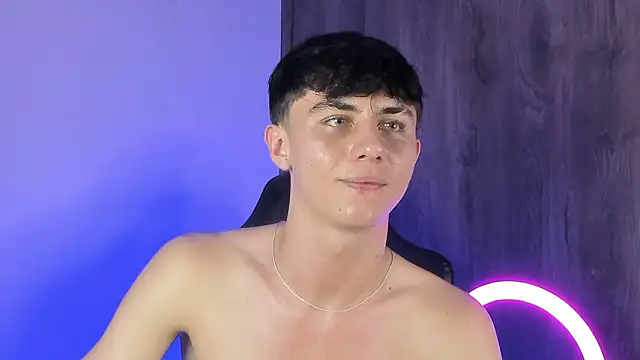 Demian_cute18 Live XXX-Chat