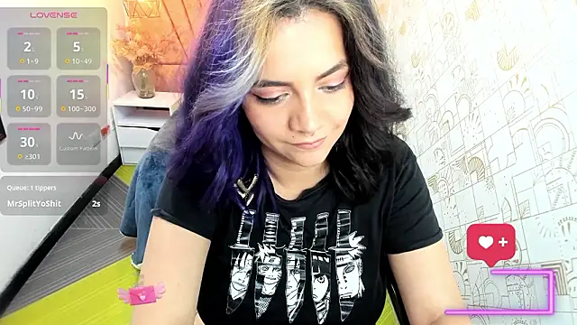 Chatroom XXX en direct de Kiara_Cruz__