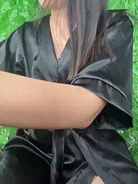 _Queen_love2 Live XXX-Chat