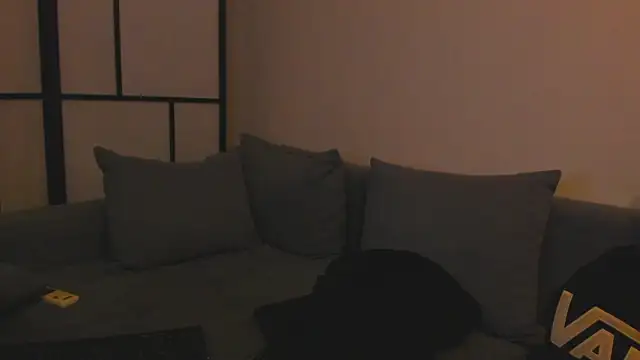 AprilAvery live XXX chat