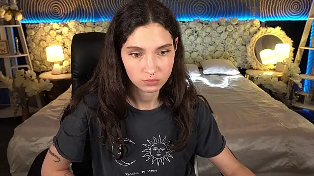 BabyFlowerrのライブXXXチャット