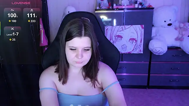 دردشة AmyVibess الجنسية المباشرة