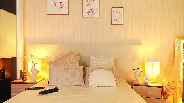 ZamphyraNightt Adlı Modelin Canlı XXX Sohbeti