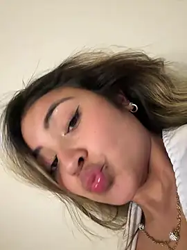 sweetlove- Adlı Modelin Canlı XXX Sohbeti