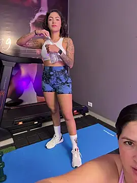 Chat +18 de Carolina_Novoa ao vivo