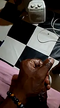 HornyAss_Bitch: вебкам-шоу