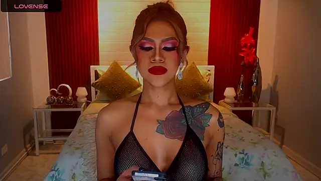 StellaStrong30: онлайн-секс-чат