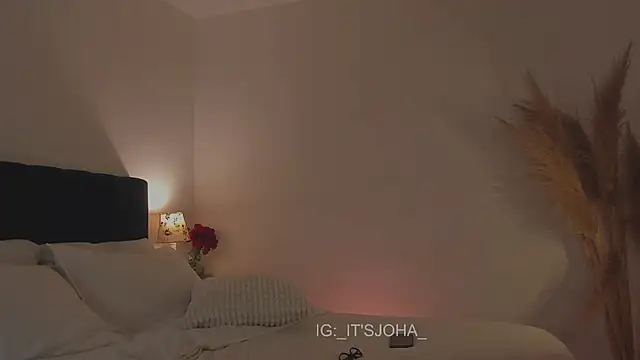 Lovinggirl_'s Live XXX Chat