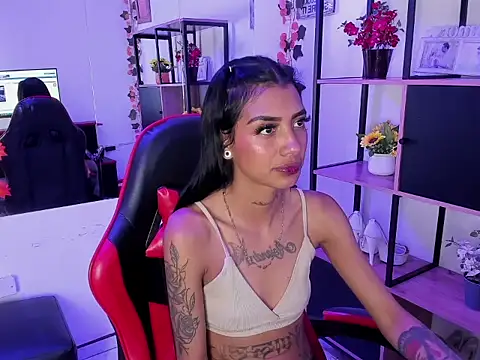 KarlaSlutSkinny__'s Live XXX Chat