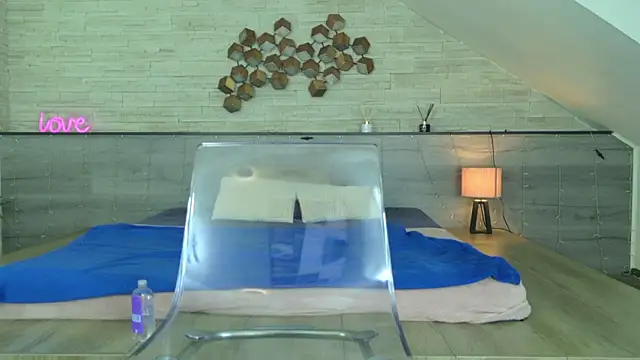 دردشة foxxy_milf الجنسية المباشرة