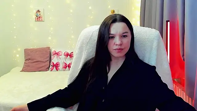 Mia_Mia999 élő XXX-chatje