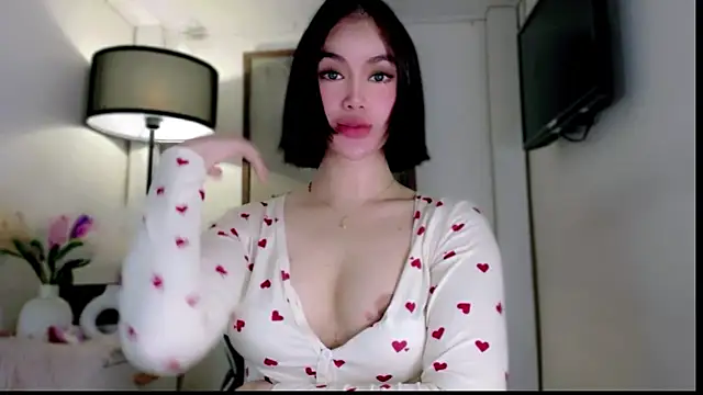 Anna_HollyDoll Adlı Modelin Canlı XXX Sohbeti