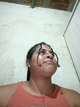 Giselabrunette25 现场XXX聊天