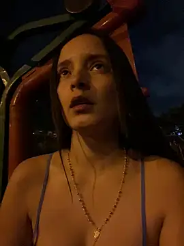 Chat XXX en directo de Mia_jhoonson