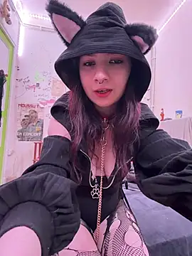 Živý XXX chat aiyorimidnight