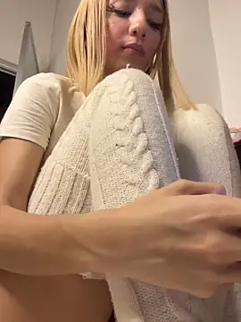 دردشة SweetBunnyGF الجنسية المباشرة