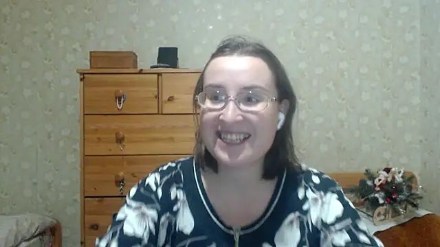 Smart_Rose Adlı Modelin Canlı XXX Sohbeti