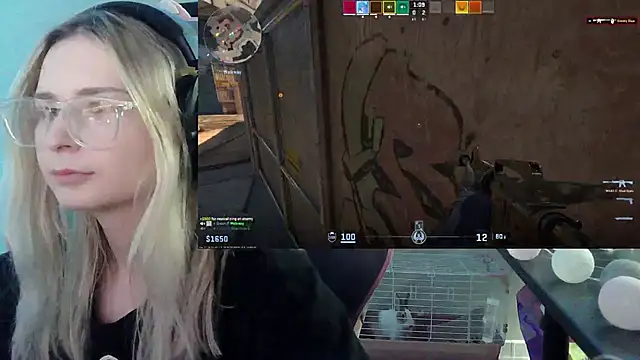 VladaLevine: вебкам-шоу