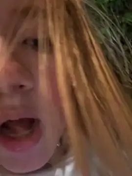 SweetBunnyGF Chat XXX in diretta