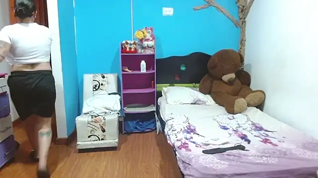 Andrea_deepsloppy Live XXX-chat