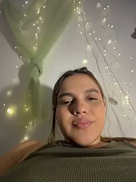 Colibri_Centaura's Live XXX Chat