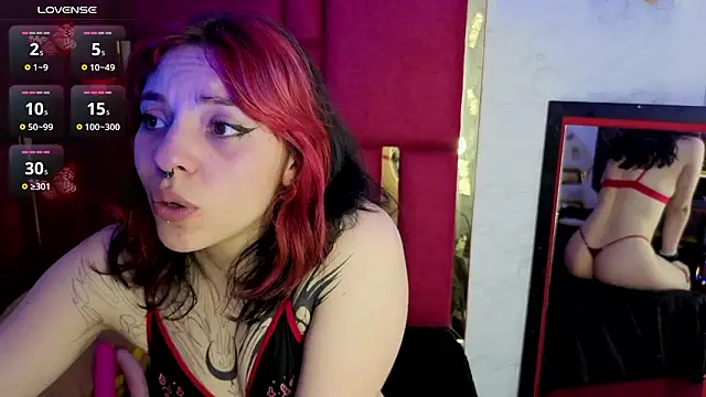 Chat +18 de morgana_white ao vivo