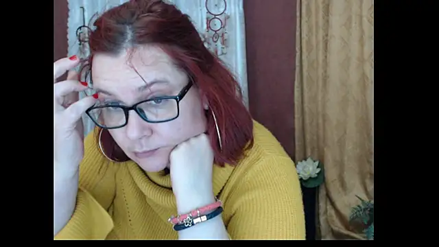 PlayfullMature Live XXX-chat