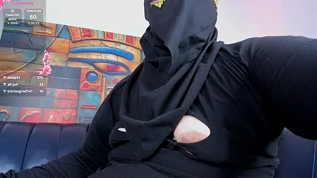 samanee_konn Adlı Modelin Canlı XXX Sohbeti