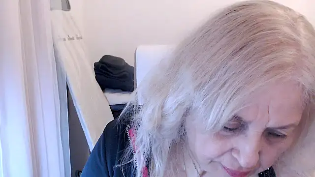 SusiLifeXXX Webcam-Show