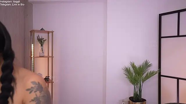 Gigi_ohlala 现场XXX聊天