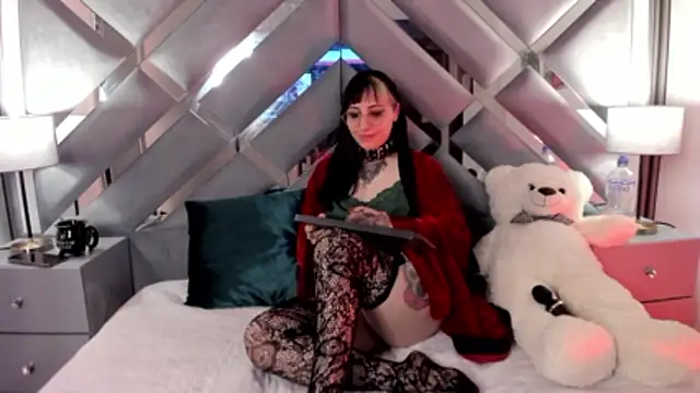 Chat XXX ao vivo de Ravenna666_