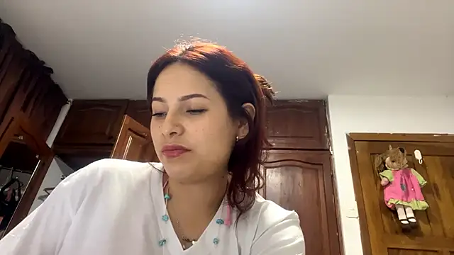 Pokazy przed kamerką – AlvertaCong