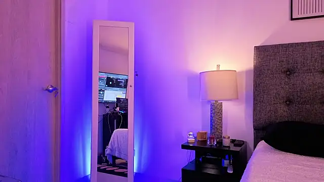 mandi4pole_のウェブカメラショー