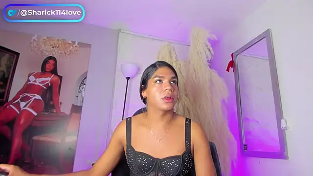 Sharicklovee: απευθείας συνομιλία ΧΧΧ