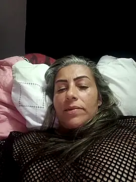 maynor_1998: διαδικτυακό σόου στην κάμερα