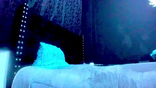 Czat XXX na żywo – amareto_queen