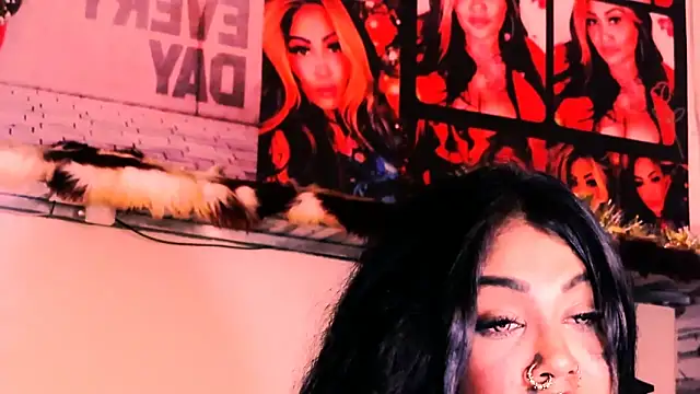 indian_dreamgirl's Live XXX Chat