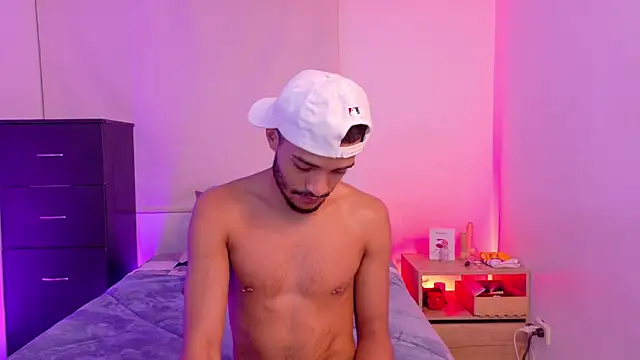 eross_chipre_ Adlı Modelin Web Kamerası Şovu