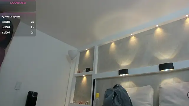 Chat XXX ao vivo de isaa_stone