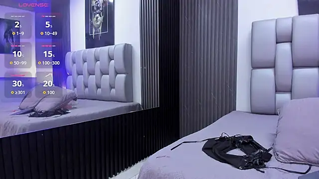 May-Clanfort Live XXX-chat