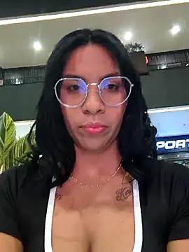 AntonelaVasquez élő XXX-chatje