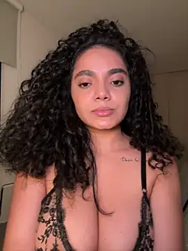 XXX chat uživo modela Curlyierr