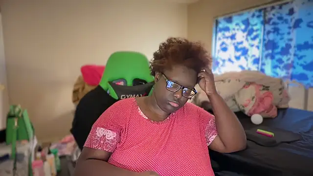 Chat XXX en directo de -Yagurlwest