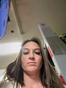 Kate-Pauln Live XXX chat