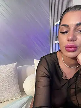 Chat XXX ao vivo de KirstieVegas