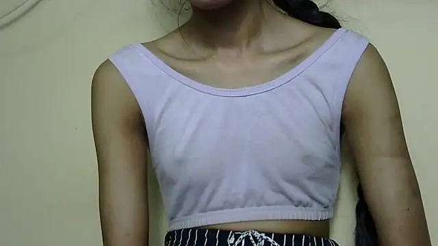 Anu_tiny's Live XXX Chat